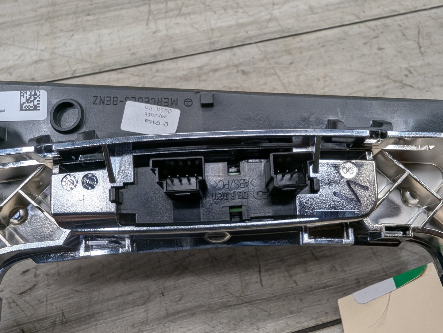2009-2017 Mercedes-Benz E550 E-Class A207 Center Console Trim A2076801007