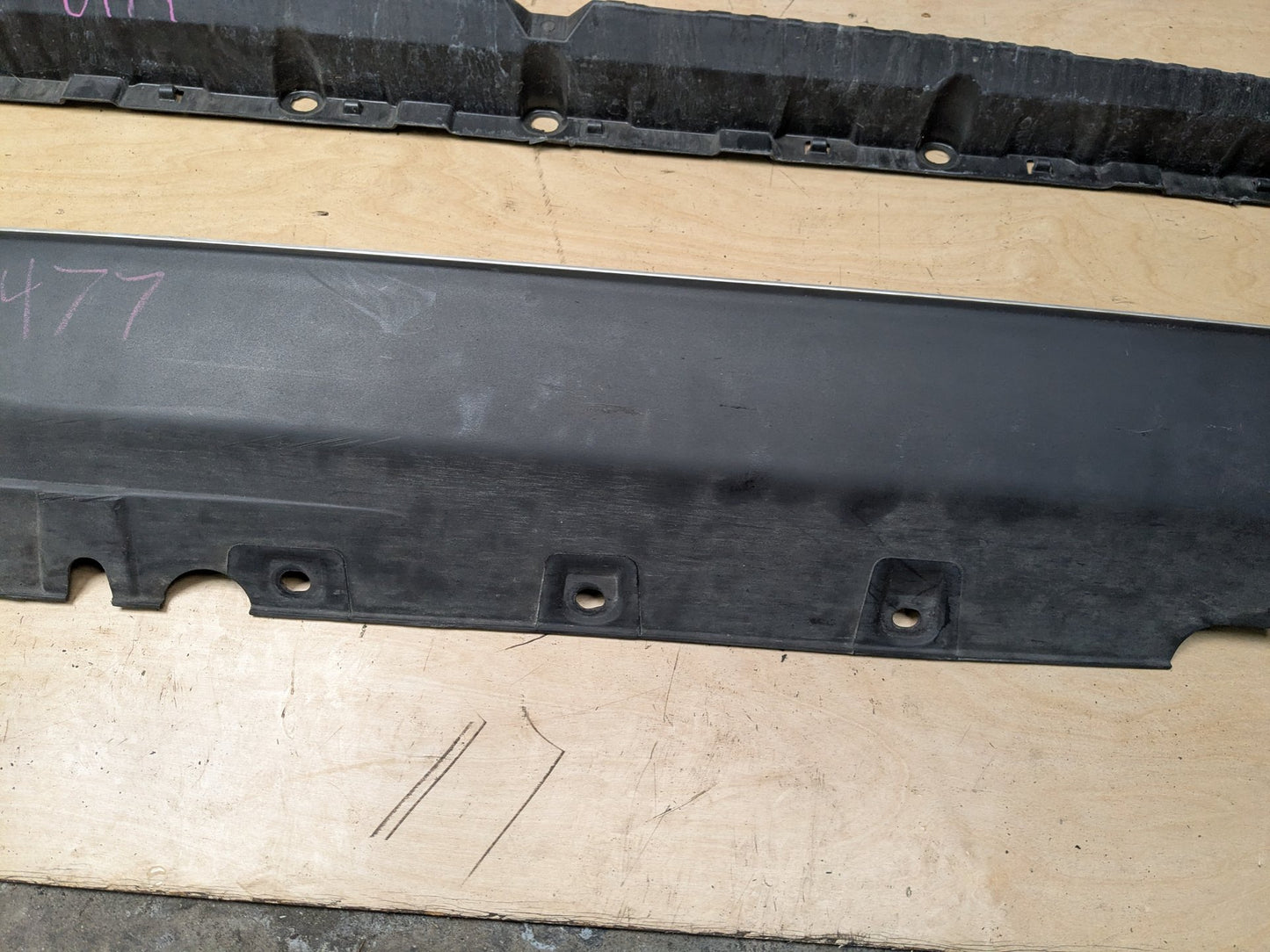 OEM BMW F15 X5 Right Passenger Running Step Board Side Skirt Panel w Bracket