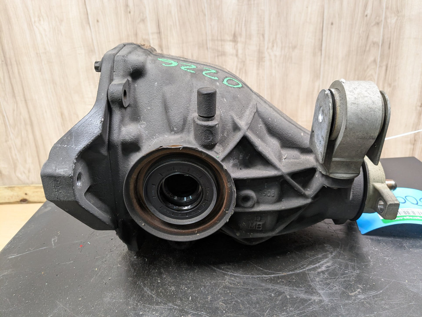 2014 Mercedes-Benz E550 Rear Axle Carrier Differential 100461k 0