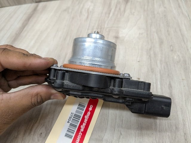 OEM BMW G20 G22 G23 G26 G42 Transfer Case Torque Motor Module Computer