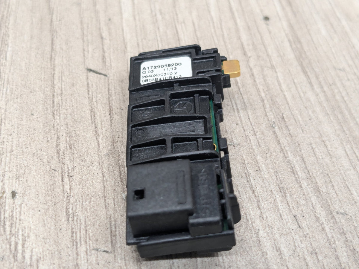 OEM Mercedes W204 C207 W166 W212 Windshield Temperature Humidity Sensor Module