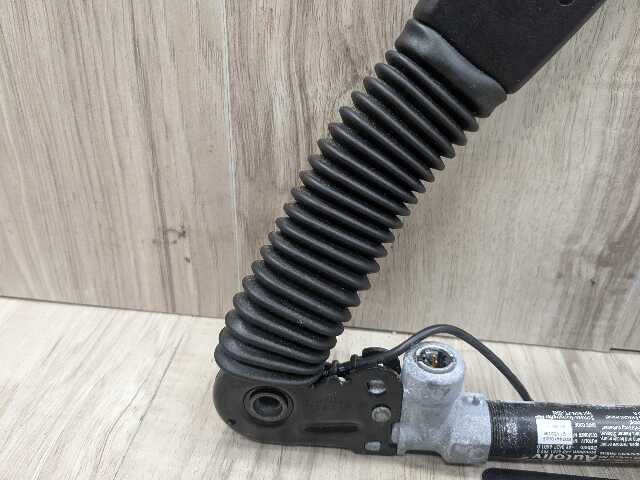 2012 BMW Alpina B7 F02 Front Right Passenger Seatbelt Seat Belt Buckle 9115306