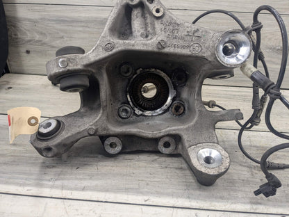2018 BMW M550i G30 Rear Left Driver Spindle Knuckle w/ Bearing 6866335 17-23 OEM BMW G30 530 540 M5550 REAR Left Drive Side Hub Knuckle Bearing Carrier