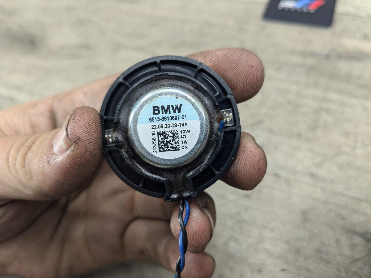 2018-2024 BMW X3 G01 Speakers SET 6809629 Recall or rear cargo rail OEM