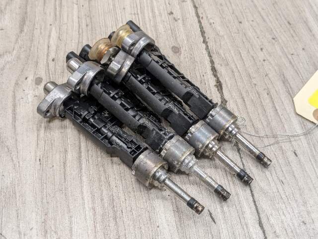OEM BMW F44 F48 G01 G05 G20 G26 G30 G42 Engine High Pressure Fuel Injectors Set
