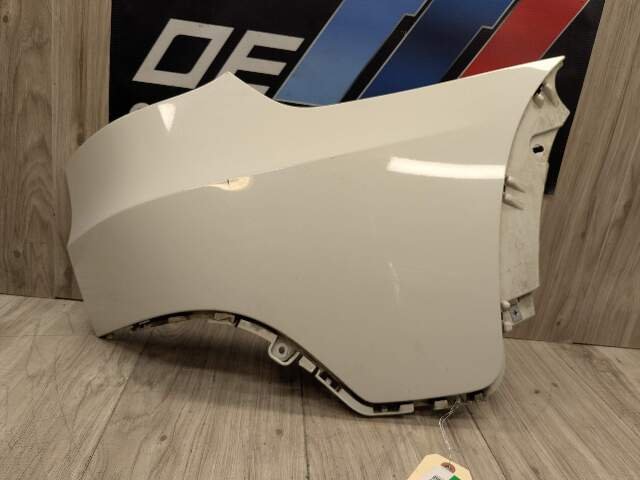 07-10 OEM BMW E70 X5 Rear Right Passenger Side Bumper Cover White 300