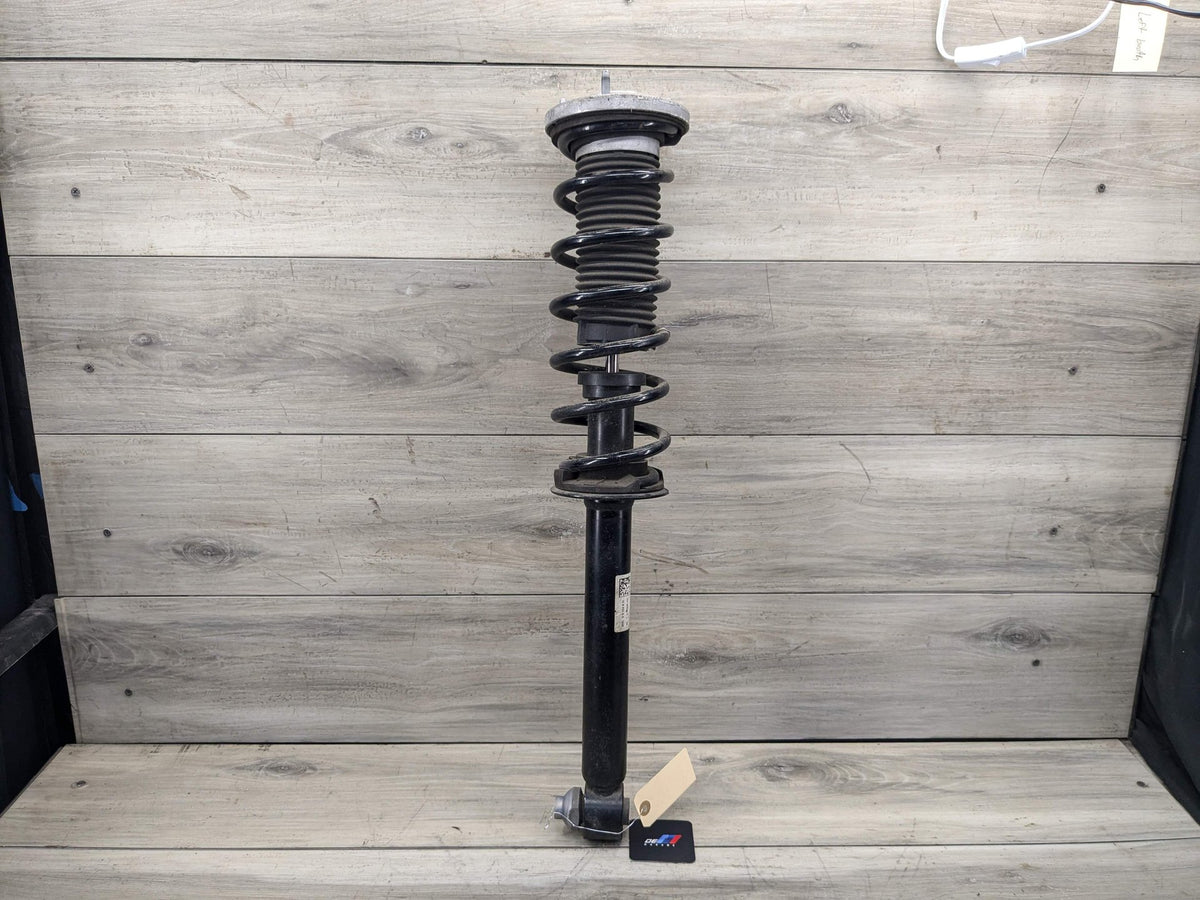 2018 BMW 540i G30 Rear Left or Right Spring Strut Shock Absorber 6866615 OEM BMW G30 530 540 REAR Left Right Suspension Strut Shock Absorber w/ Spring