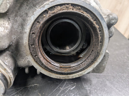 2013 BMW 750i N63B44O1 Transmission Transfer Case k 7649782