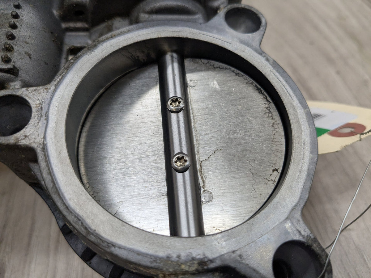 OEM BMW F39 F44 F48 F90 G05 G12 750 G30 M550 M8 Engine B46 N63 S63 Throttle Body