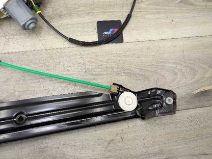 OEM BMW F10 528 535 550 M5 FRONT Right Passenger Door Window Regulator Motor