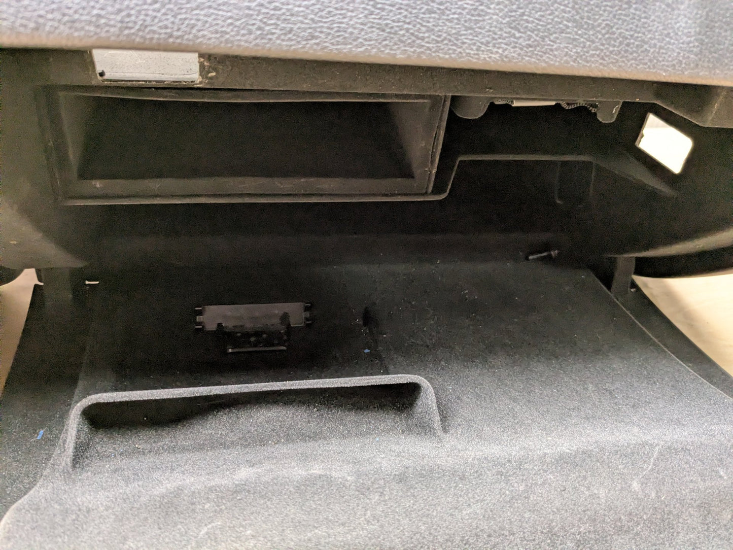 08-16 OEM AUDI Quattro A5 S5 Dashboard Dash Board Cover Panel w/ Glovebox