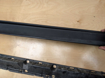 *14-18 OEM BMW F15 X5 Right Passenger Side Skirt Rocker Panel Molding w/ Bracket
