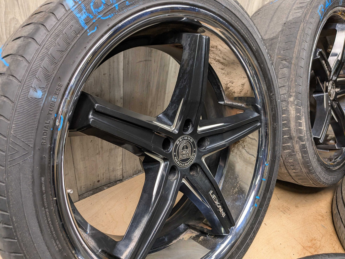 *NOTE* 15-19 LEXANI BMW F16 X6 Wheels Rims 22x9 ET15 5x120 Silver Black SET