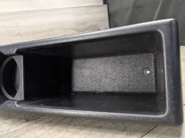 1996 - 2003 BMW Z3 E36 Center Console Cup Holder 8413622 M54B25O0