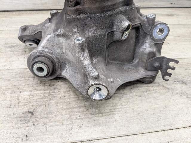 2017 - 2023 BMW M550i G30 Rear Left Driver Spindle Knuckle w/ Bearing 6866337 N63B44O2
