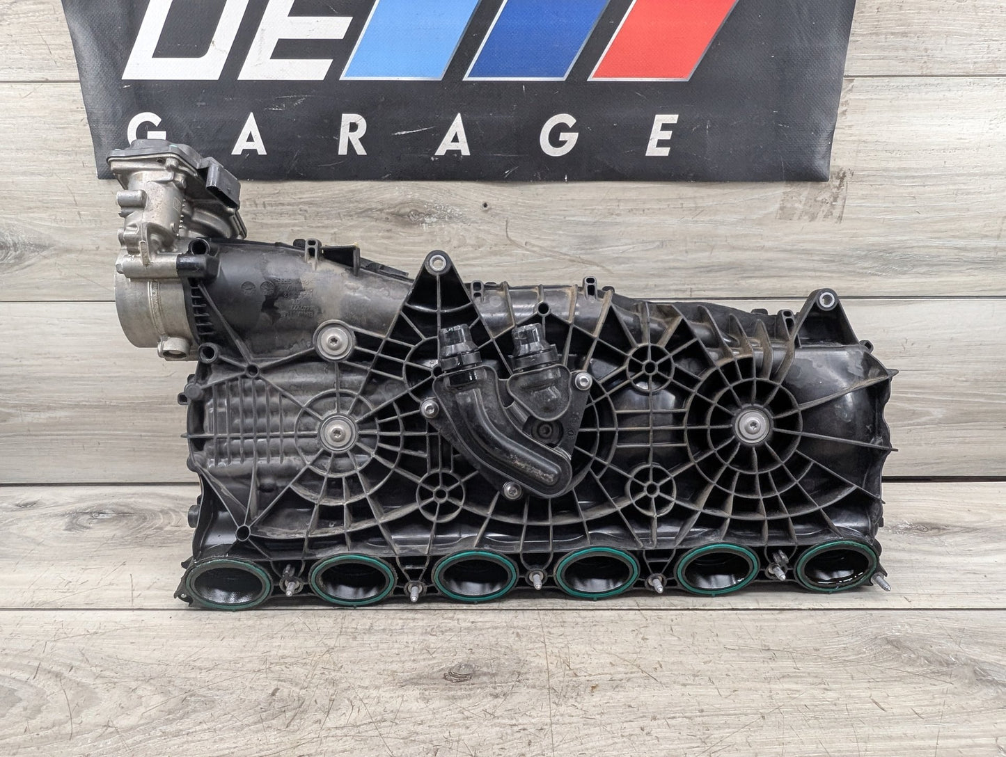 OEM BMW G01 G05 G12 G20 G42 G30 M340 M440 X3 Engine B58 Intake Manifold 8647977