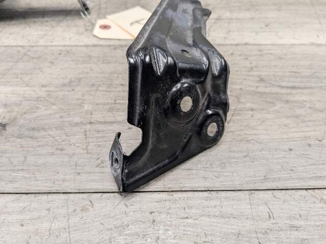 18-24 OEM BMW G01 G02 F97 X3 X4 Right Passenger Fender Wing Holder Bracket SET