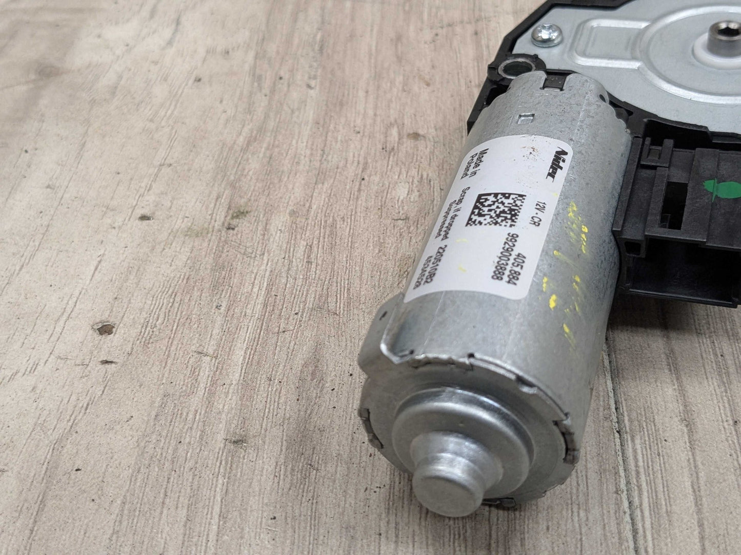 2023 BMW M240i G42 Sunroof Sun Roof Glass Motor 7424804 OEM BMW G20 G22 G26 G42 G80 G82 G87 M2 M3 M4 Sunroof Moonroof Motor Drive Unit