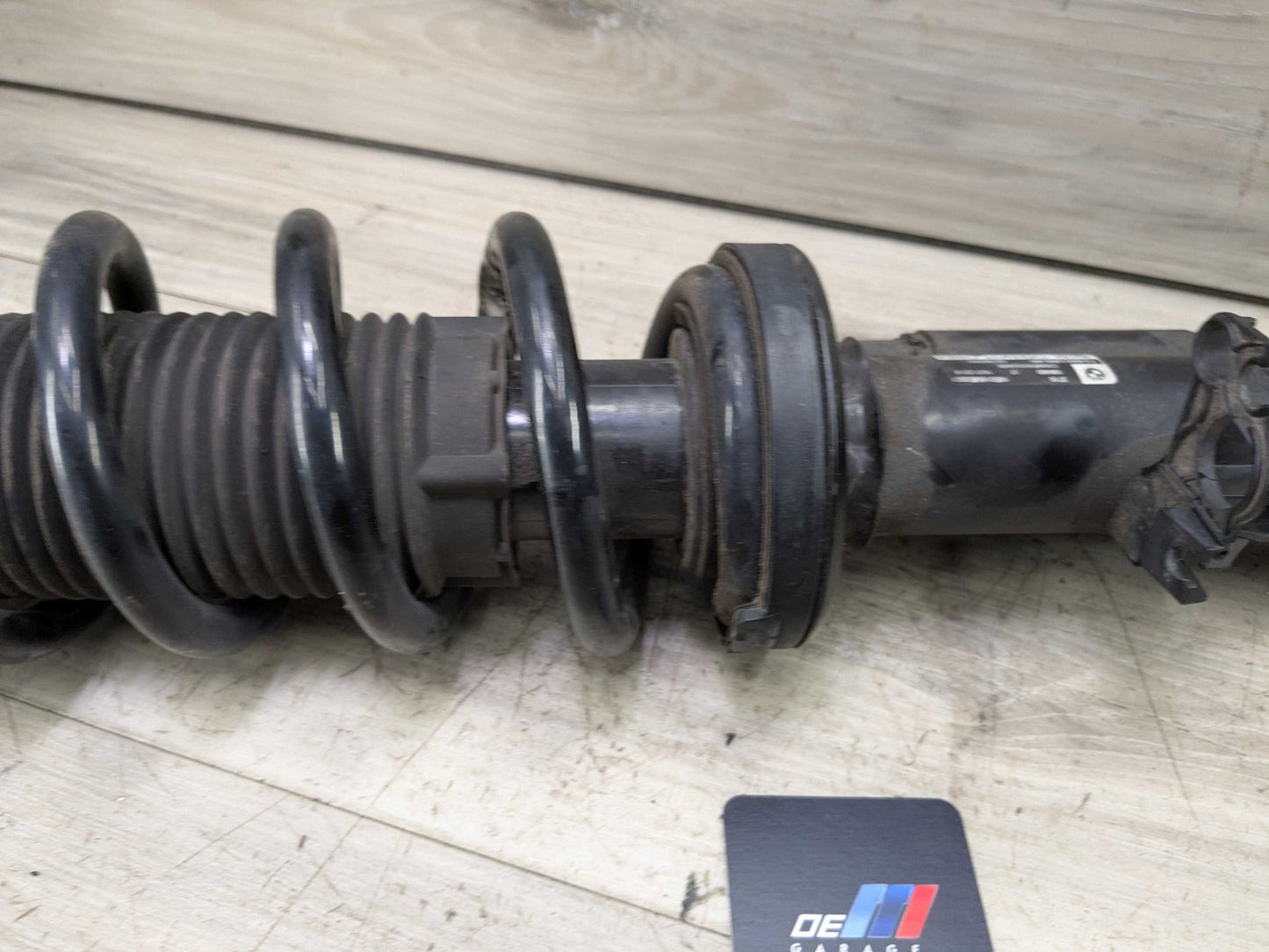 NOTE* OEM BMW G30 M550iX Front Right Passenger Spring Strut Shock Absorber VDC