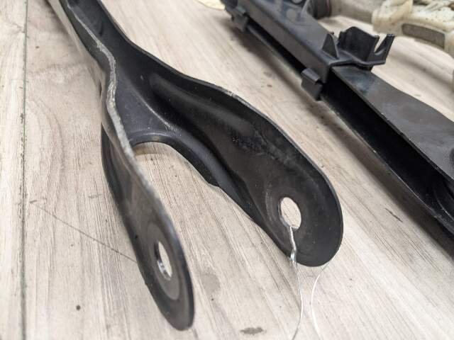 2020 BMW 740i G12 Rear Left Driver Control Arms SET 6883339