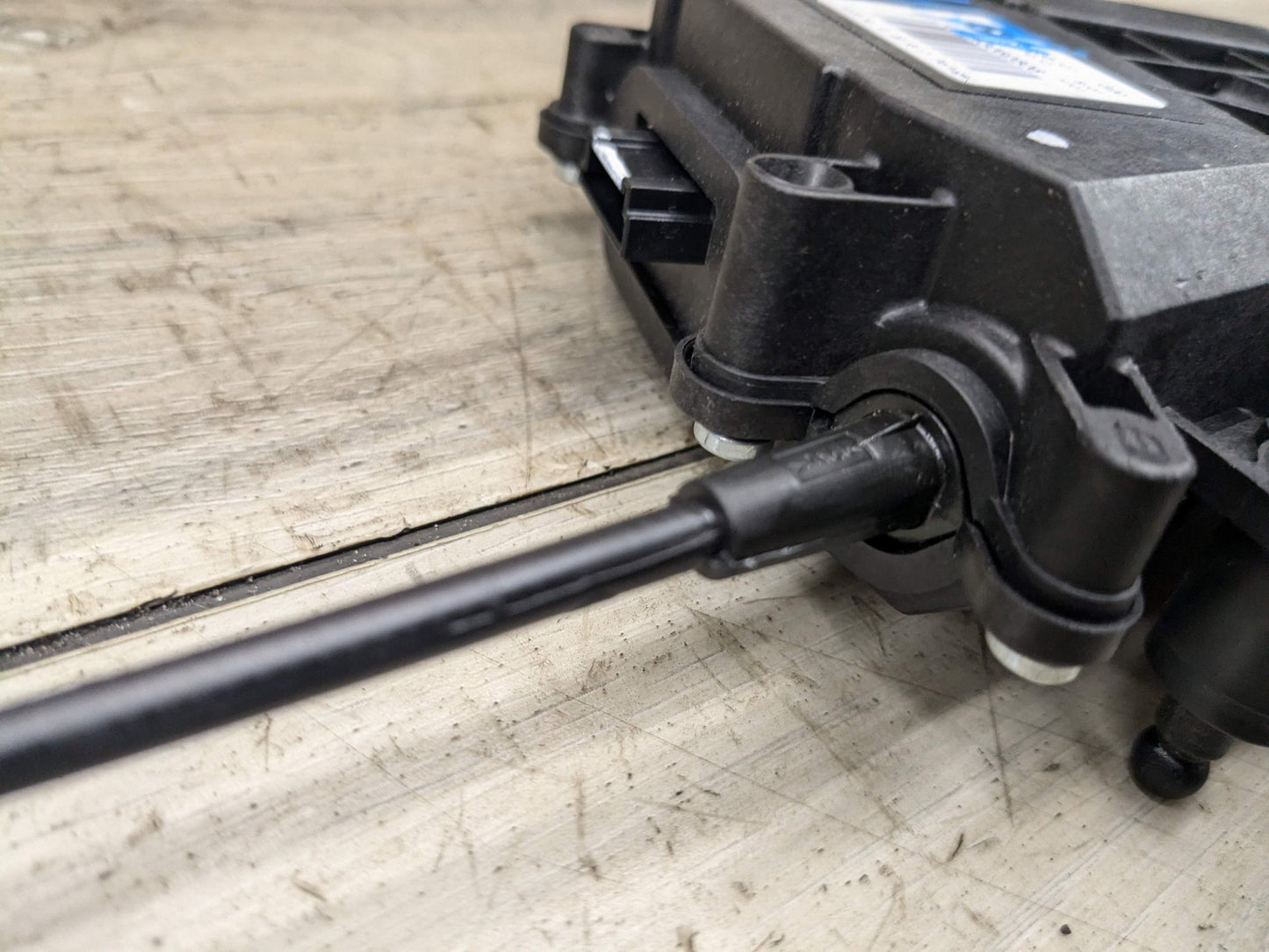 2019 BMW 330i G20 Liftgate Trunk Lid Liftgate Lock Latch Actuator 7441014 19-21 OEM BMW G20 G80 330 M340 Trunk Lid Actuator Latch Lock System w Soft Close