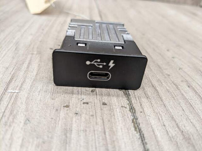 OEM BMW F44 F48 F97 G01 G05 G12 G20 G30 G80 USB Dual Type C Charger Port Socket