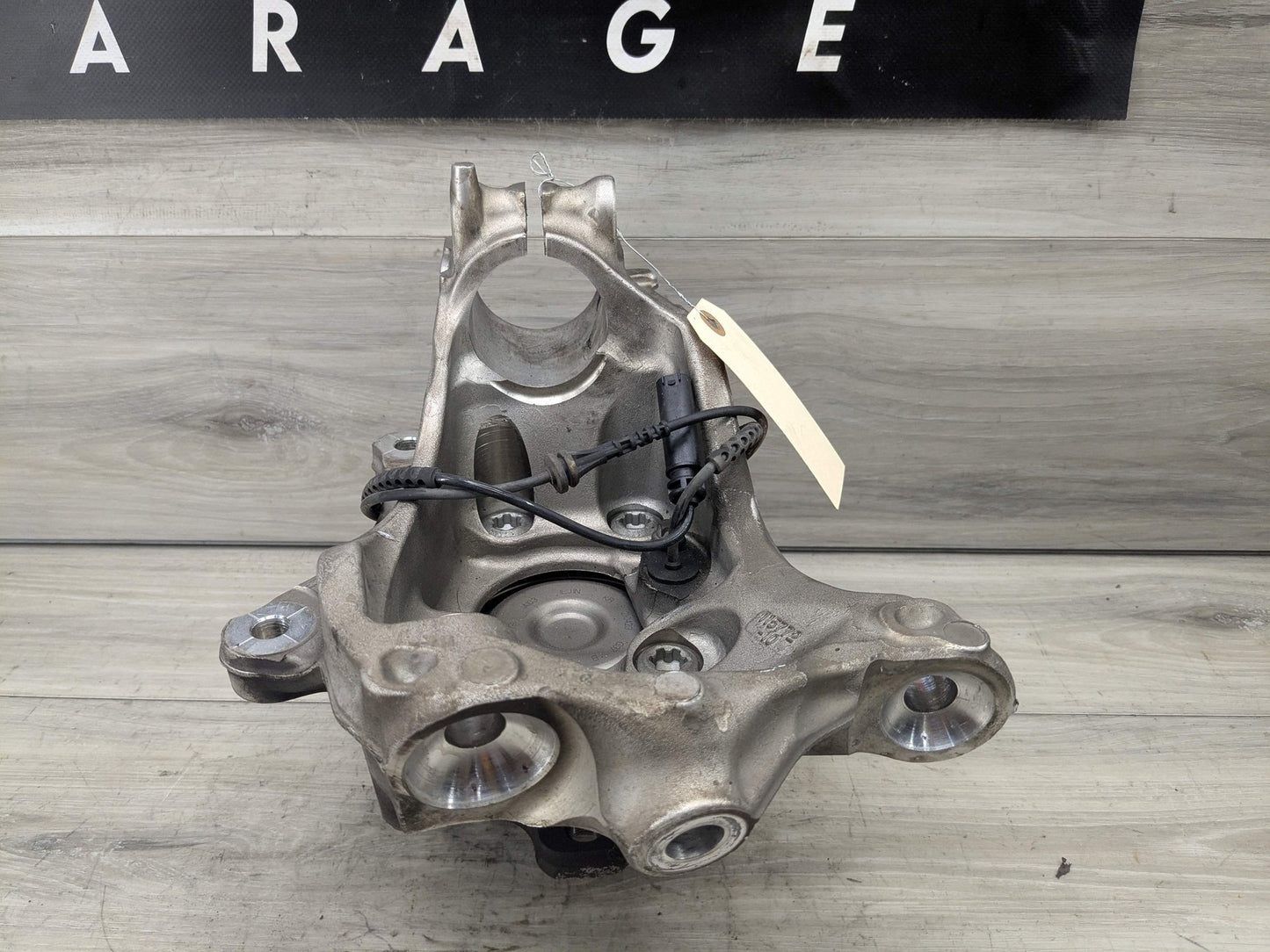 19-25 OEM BMW G20 G22 G23 FRONT Left Driver Hub Spindle Knuckle Bearing RWD