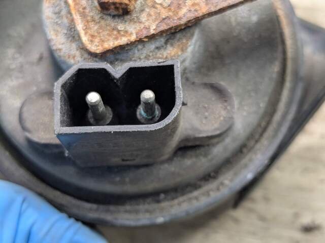 1996 - 2003 BMW Z3 E36 Alarm Horns SET 8407730 M54B25O0