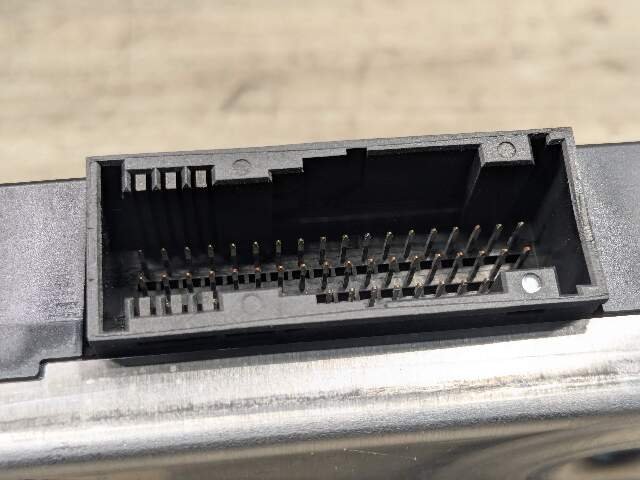 2013 MERCEDES W204 C250 C300 COMMUNICATION VOICE CONTROL MODULE 2319003002 OEM