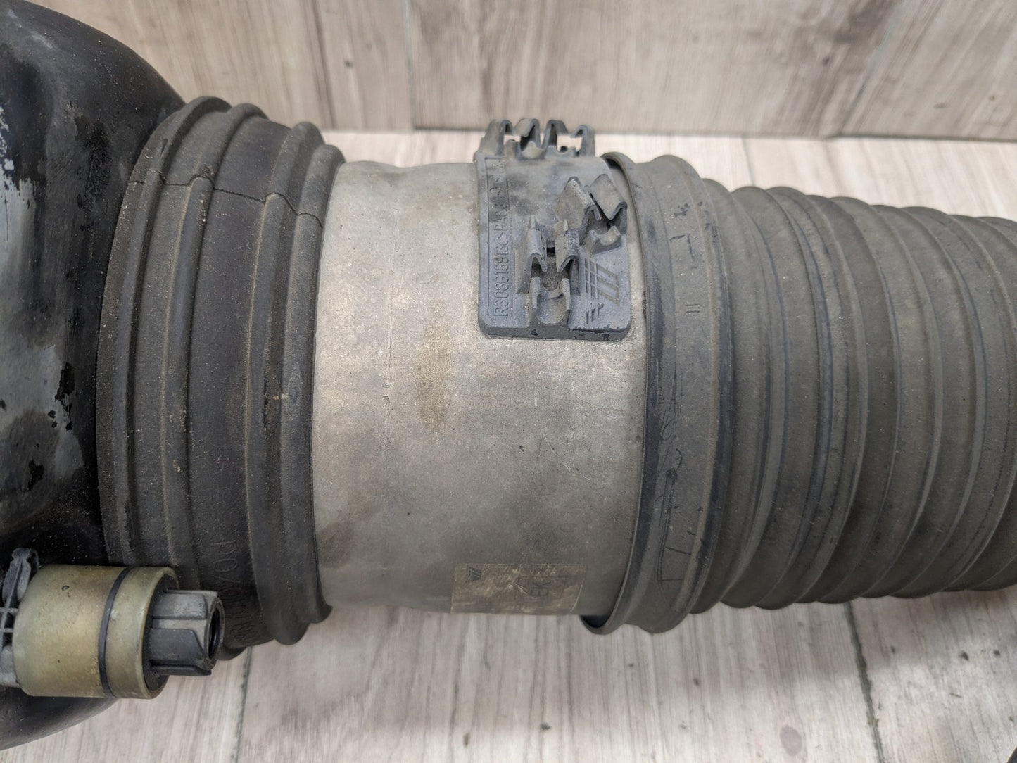 16-22 OEM BMW G11 G12 740 750 Front Drive Side Air Suspension Shock Absorber RWD