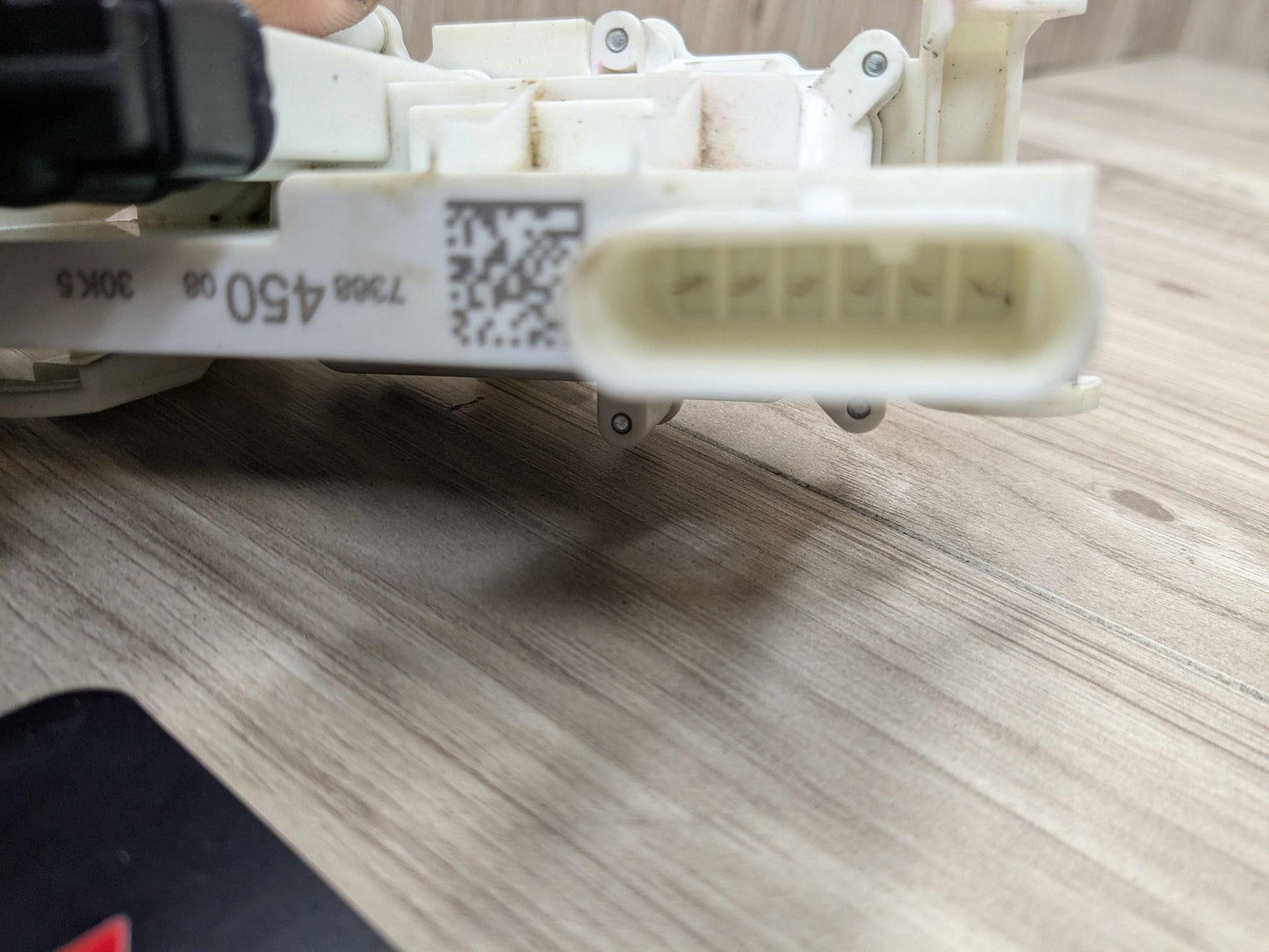 2016 BMW 750i G12 Front Right Passenger Door Latch Lock Actuator w/ Soft Close 2581894 16-22 OEM BMW G11 G12 FRONT RIGHT PASSENGER Door Lock Latch Actuator SOFT CLOSE