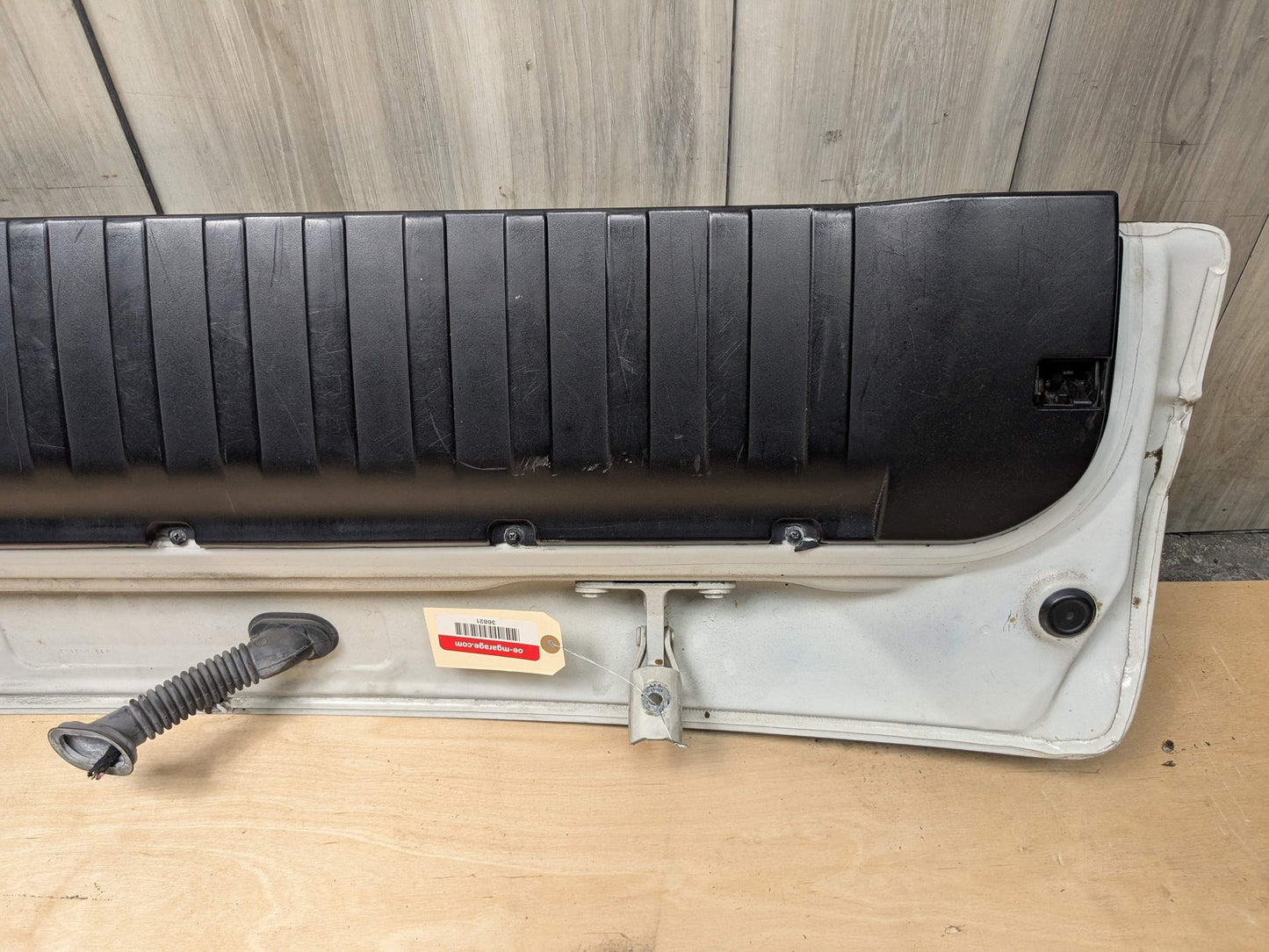 07-13 OEM BMW E70 X5 X5M Rear Lower Trunk Tailgate Door Panel Deck Lid