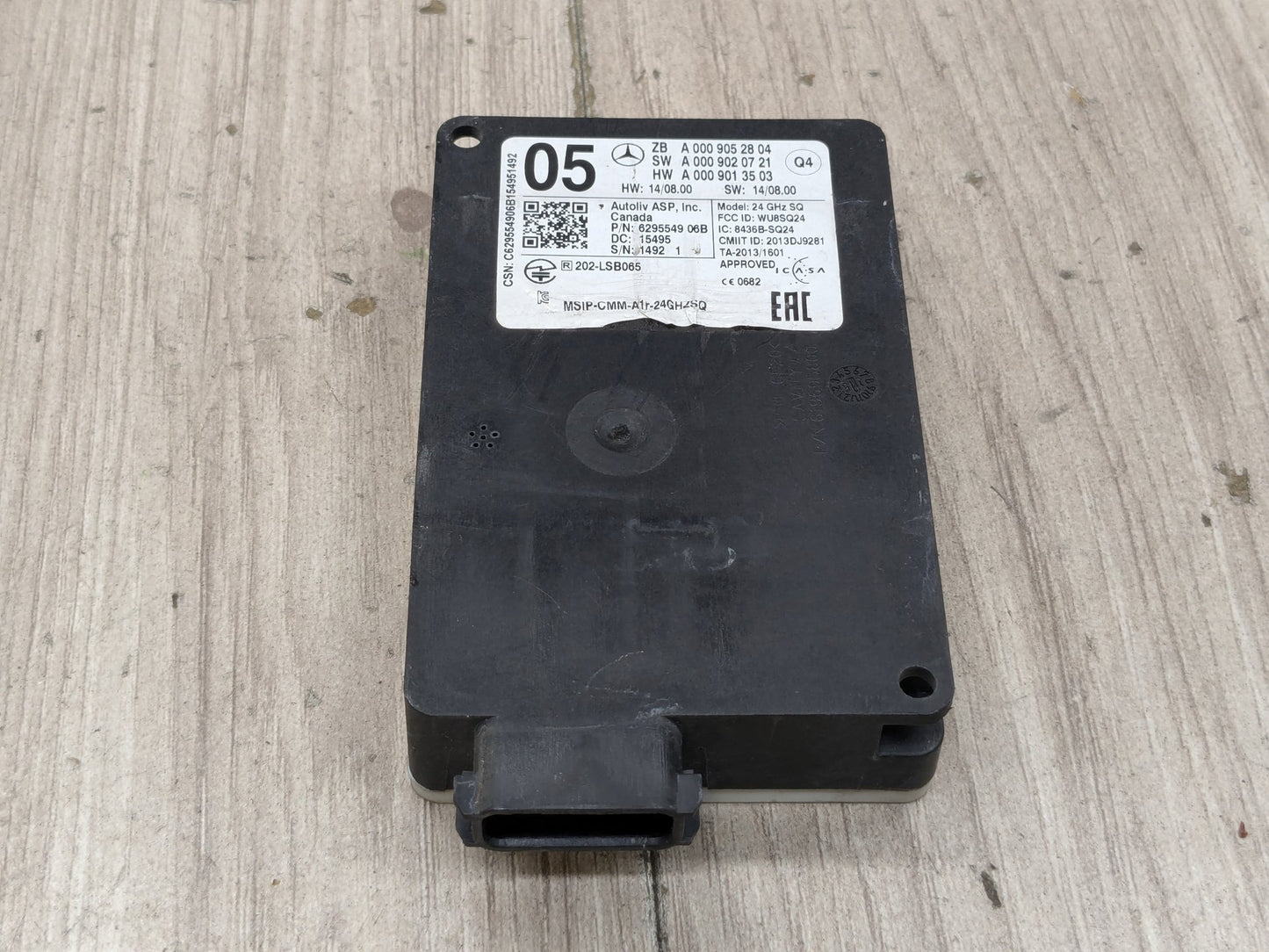 2015-2021 Mercedes-Benz C43 W205 Blind Spot Lane Sensor Radar Module A0009052804