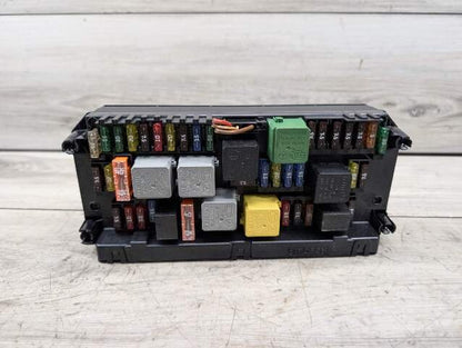 OEM Mercedes A207 W212 E550 Front SAM Module Relay Fuse Junction Box