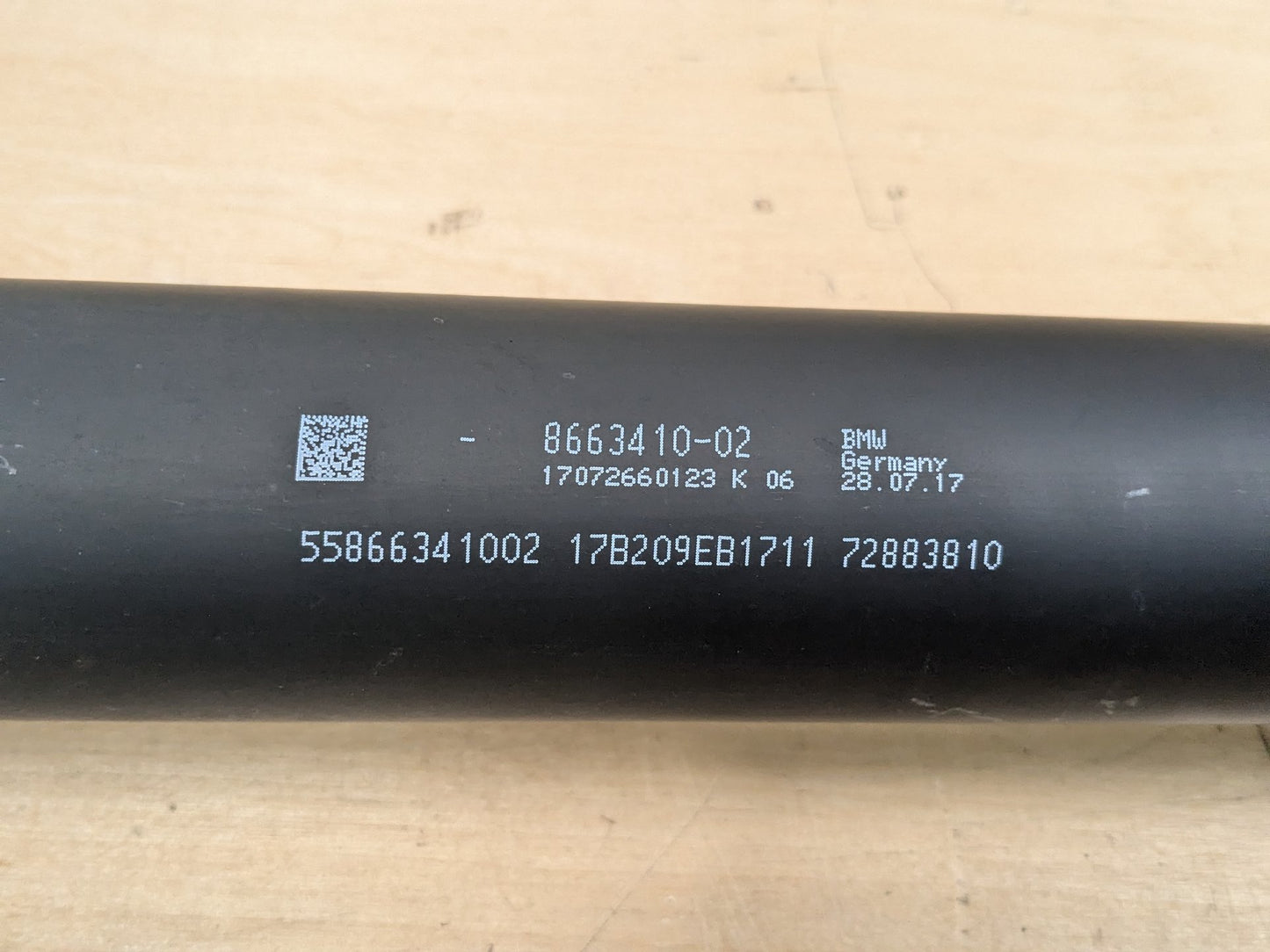 18-20 OEM BMW G30 M550 AWD Rear Drive Shaft Driveshaft Propeller