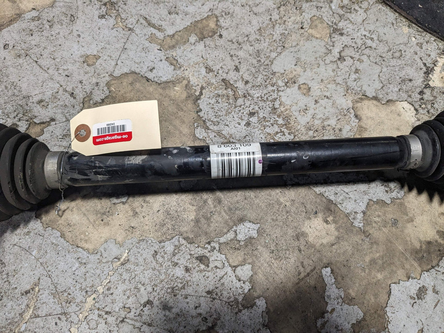 2015 BMW 328i F31 Rear Left Driver Half Shaft Output CV Axle 8603109