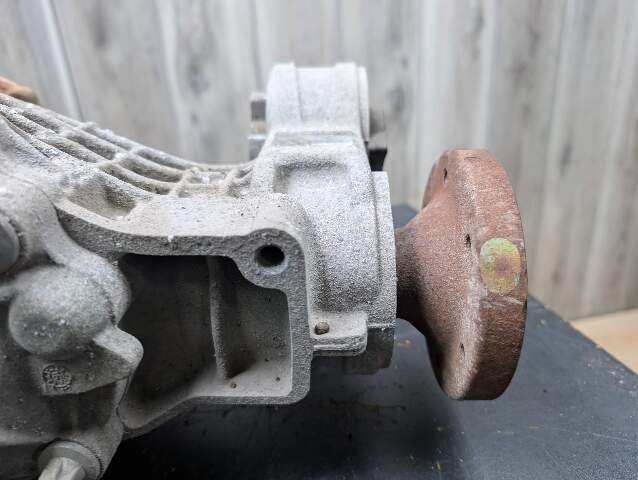 17-25 OEM AUDI A4 A5 AWD Quattro 2.0L Rear Axle Differential Carrier