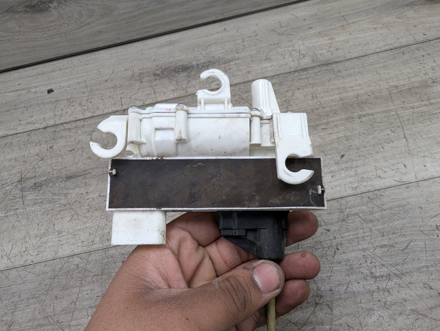 16-22 OEM BMW G11 G12 FRONT LEFT DRIVER Side Door Lock Latch Actuator SOFT CLOSE