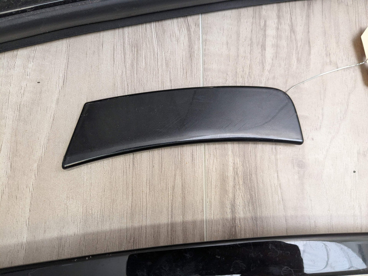 22-25 OEM BMW G42 G87 Right Passenger Side Door Belt Molding Trim SHADOW GLOSS