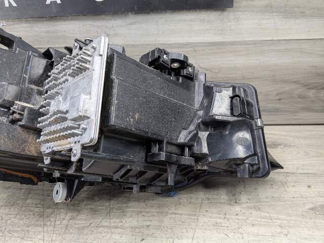 *19-21 OEM BMW G20 330 M340 Left Driver Side Full LED AHL Headlight w/ Modules