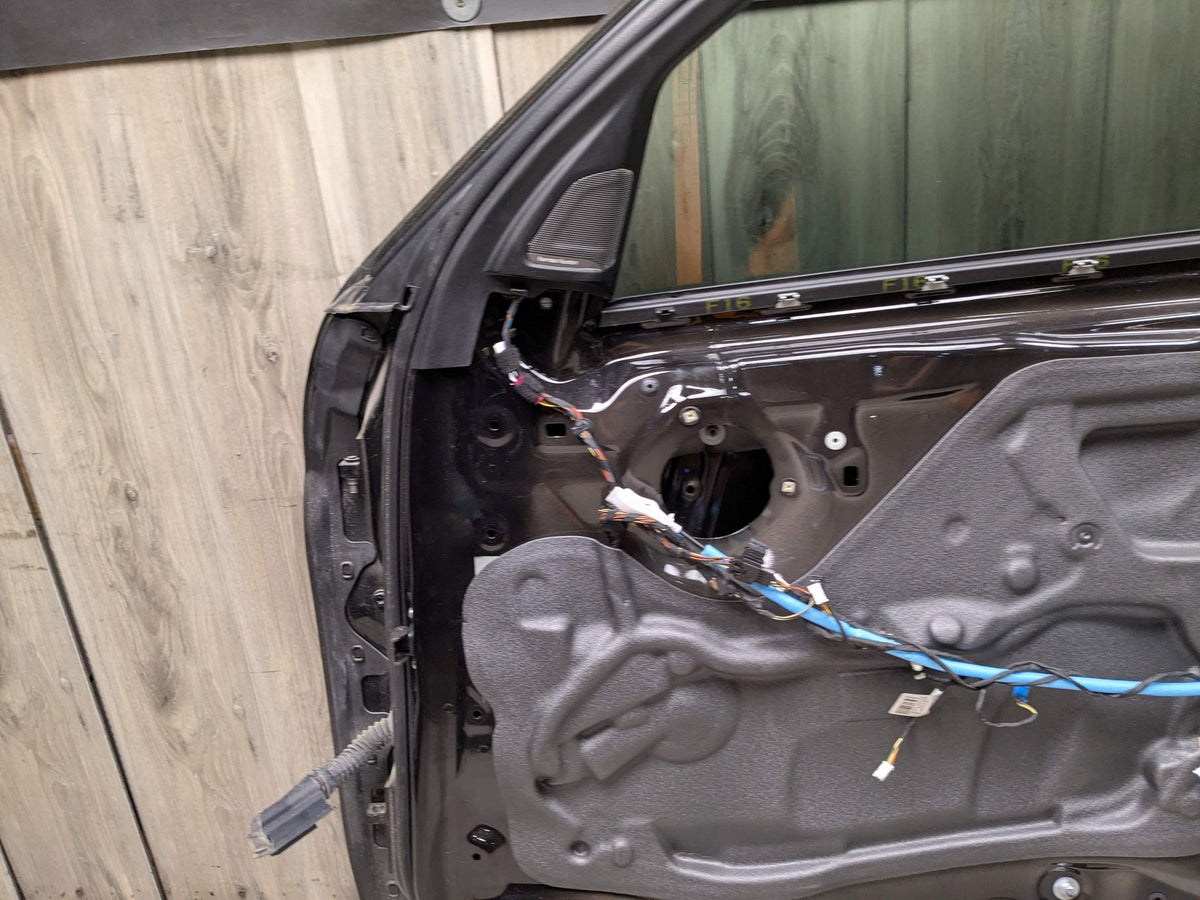 2017 BMW X6 F16 Front Right Passenger Door Shell Panel Black SCHWARZ II (668)