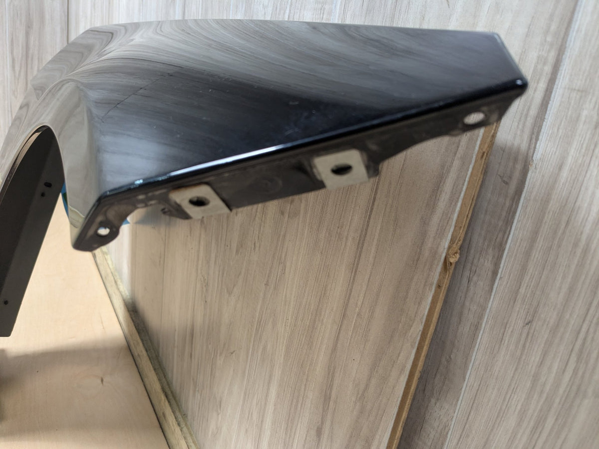2014 Mercedes-Benz E550 W212 Front Right Passenger Fender Panel 197 (Obsidian black- Metallic finish)