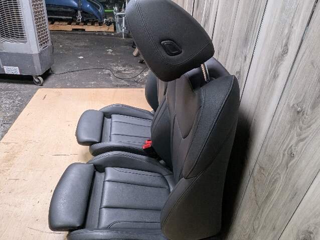 2018 - 2024 BMW X3 G01 Front Left Driver Right Passenger Seat Assemblys SET 7477372 B58B30M0
