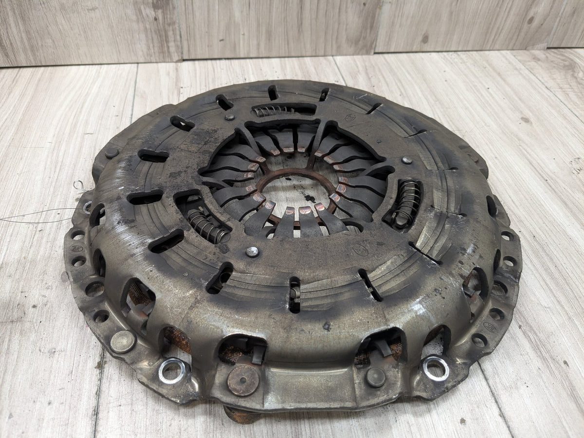 OEM BMW E46 E60 E85 Z4 MANUAL Engine M54 Flywheel Clutch Complete D=228MM