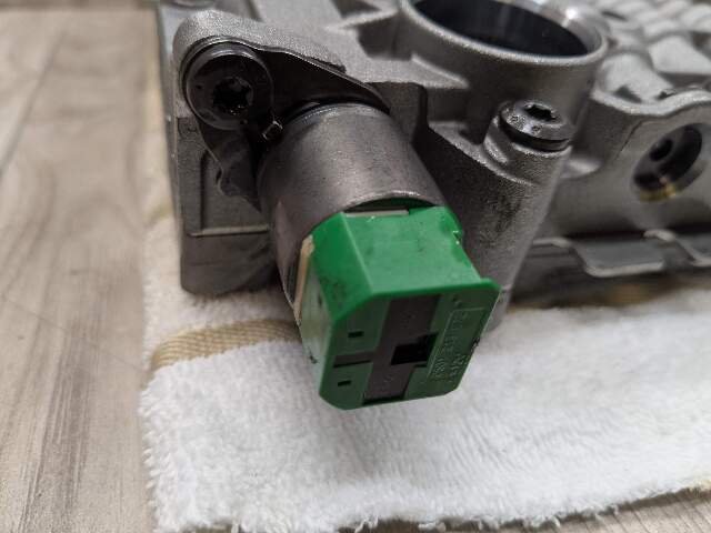 OEM BMW F10 F15 F25 F30 F36 328 335 Transmission Mechatronic Valve Body GA8HP45Z