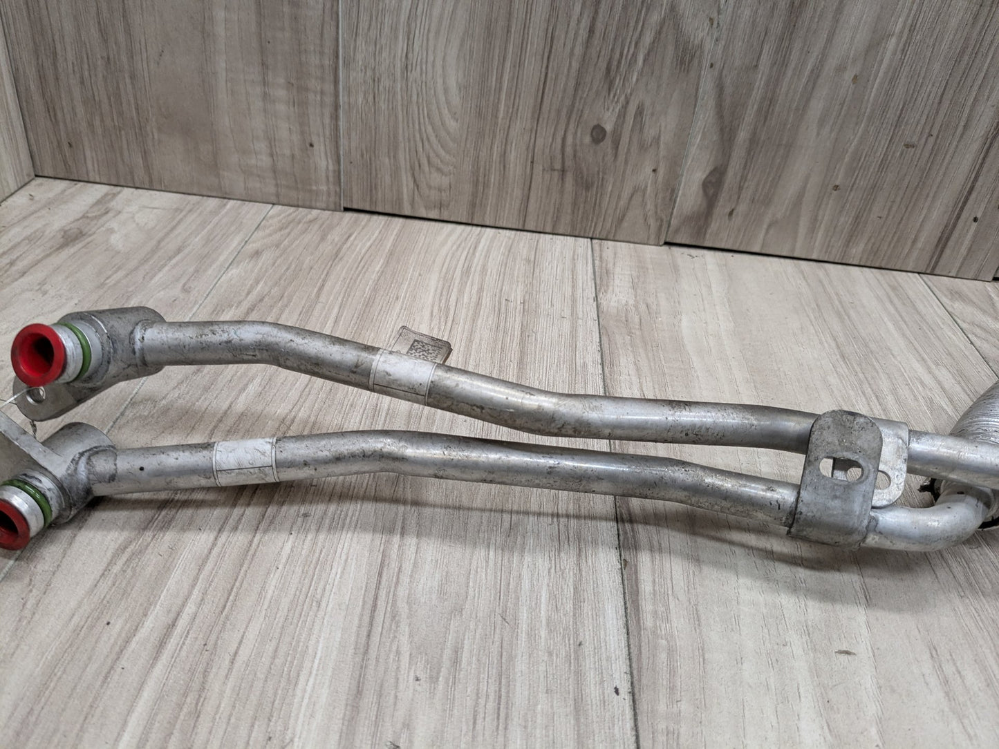 16-19 OEM BMW F90 M5 G12 750 G30 M550 Transmission Oil Cooler Line Inlet Outlet