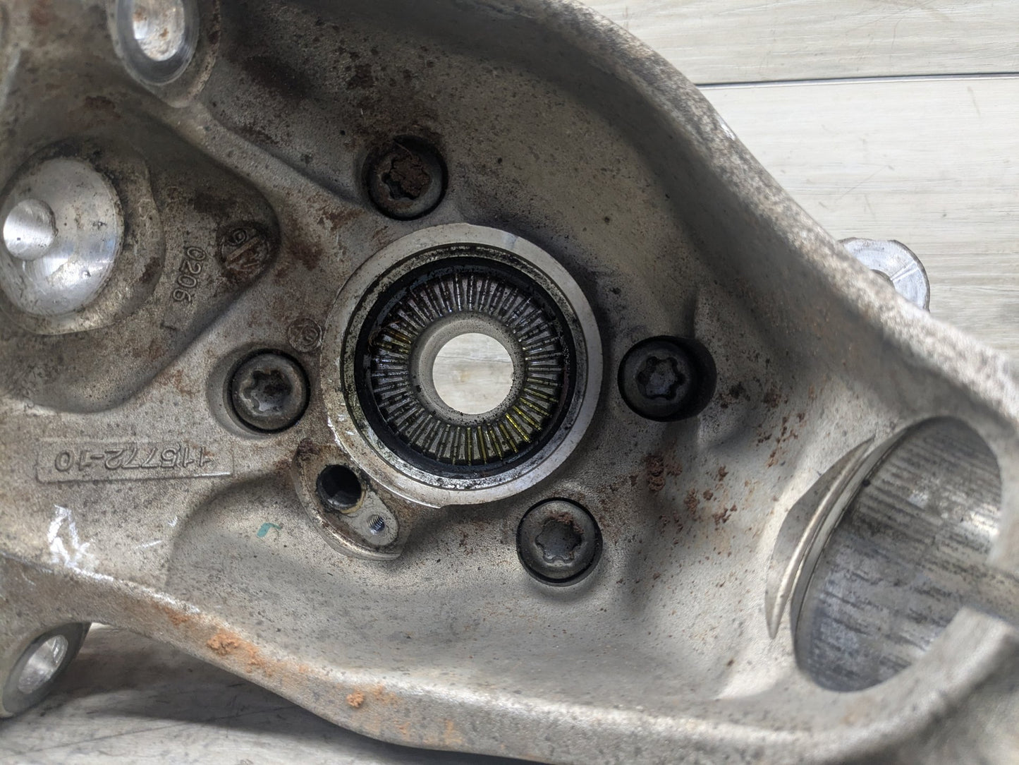 OEM BMW G20 G22 G23 330 M340 FRONT Left Driver Hub Spindle Knuckle Bearing AWD