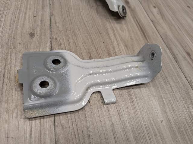 18-24 OEM BMW G01 G02 F97 F98 X3 X4 Left Driver Fender Wing Holder Bracket SET