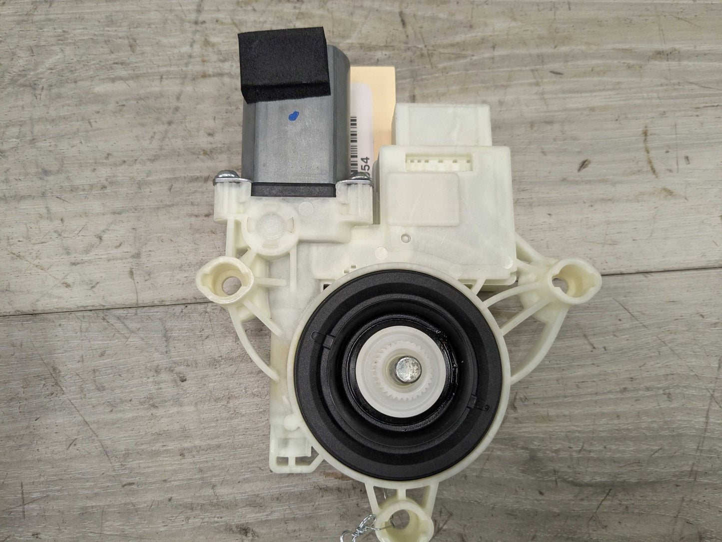2019 BMW 330i G20 Rear Right Passenger Door Window Glass Regulator Motor 8495868 19-24 OEM BMW G20 G80 330 M340 Rear Right Passenger Door Window Regulator Motor