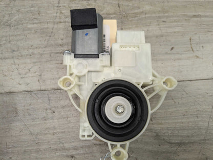 2019 BMW 330i G20 Rear Right Passenger Door Window Glass Regulator Motor 8495868 19-24 OEM BMW G20 G80 330 M340 Rear Right Passenger Door Window Regulator Motor